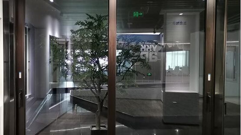 小户型阳台门窗尺寸测量：精准定制，提升空间利用率